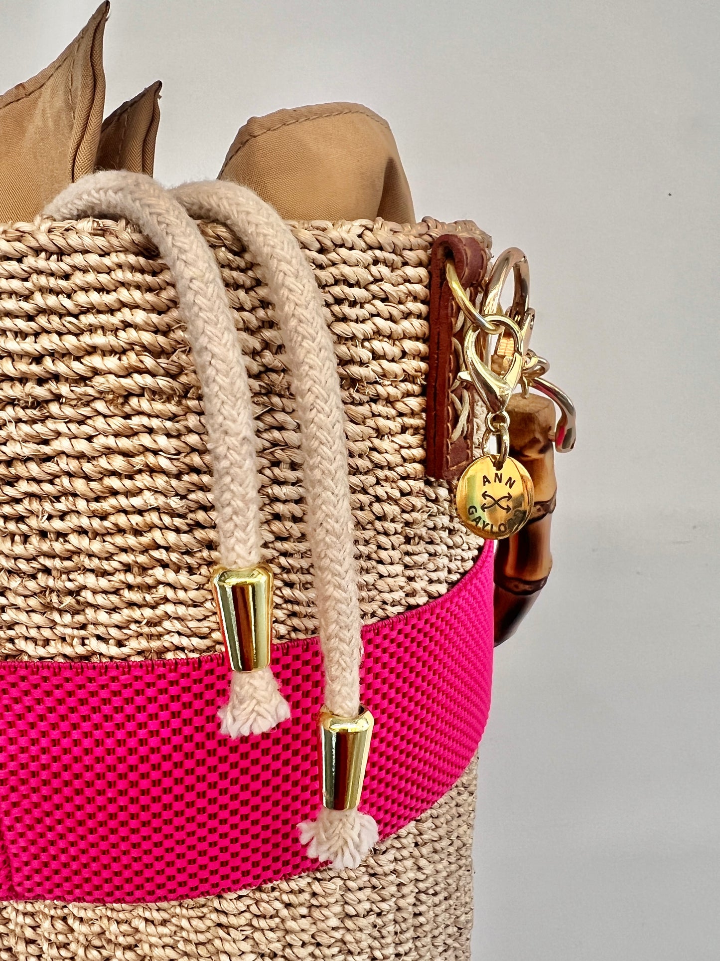 BUCKET BAG WITH TWILLY Handmade Mix and Match Abaca Bucket Bag, Sustainably Made and Responsibly Sourced from the Philippines