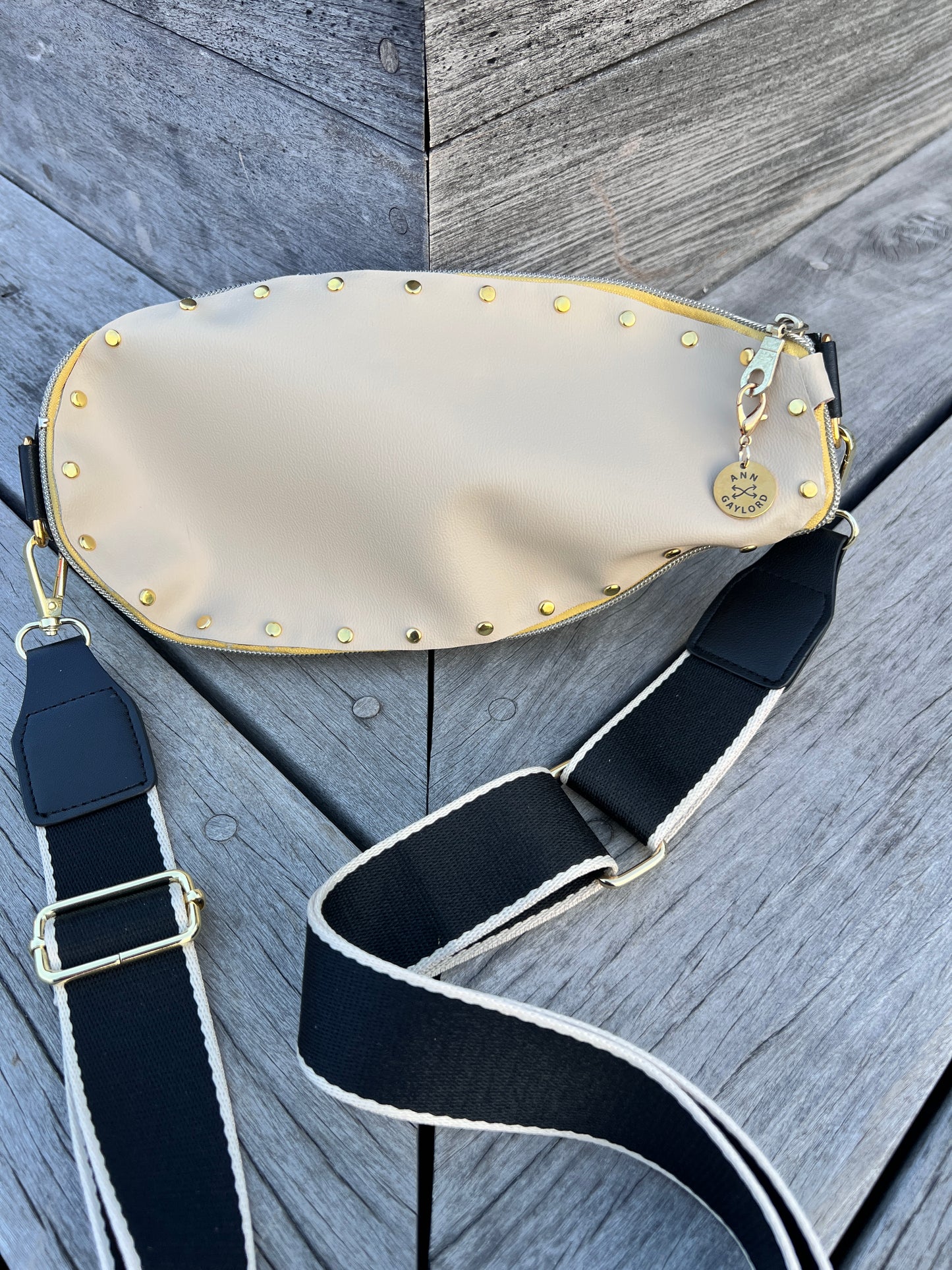 STUDIO SALE - Basketball Crossbody - Black