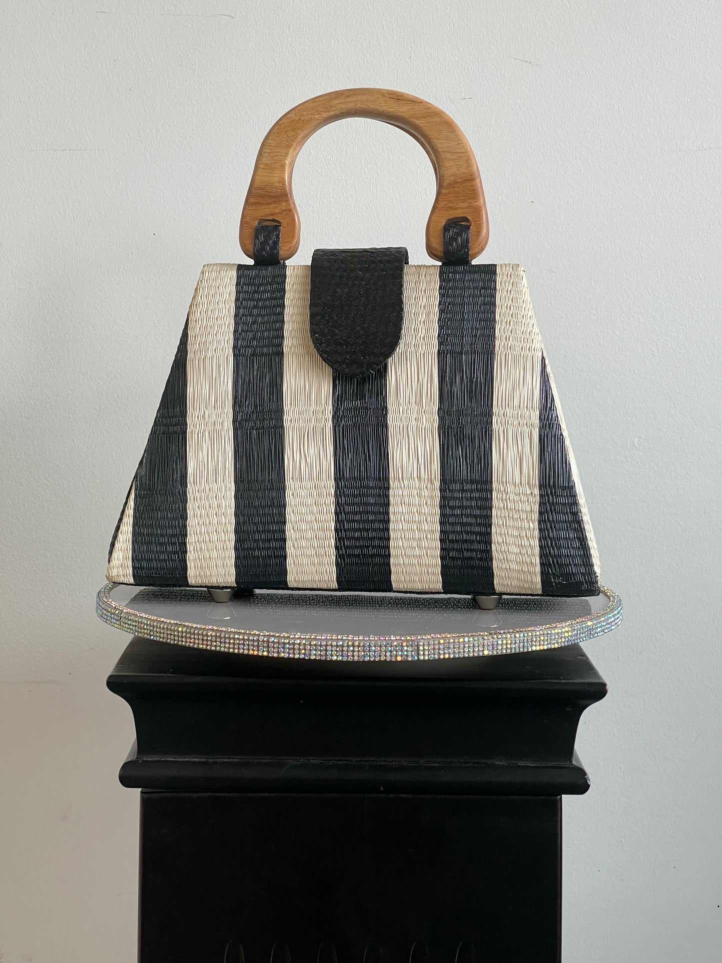 Aileen Crossbody - Stripes