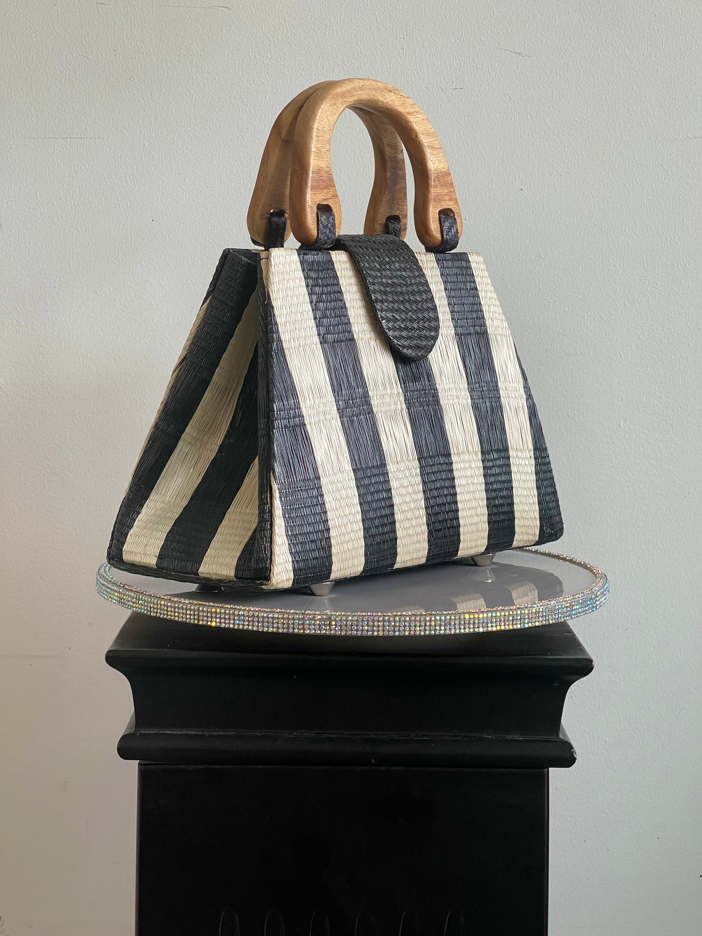 Aileen Crossbody - Stripes